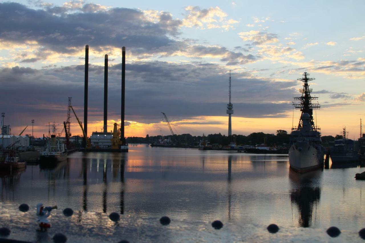 Kapitanswohnung Kaiser Wilhelm Brucke Wilhelmshaven Ngoại thất bức ảnh